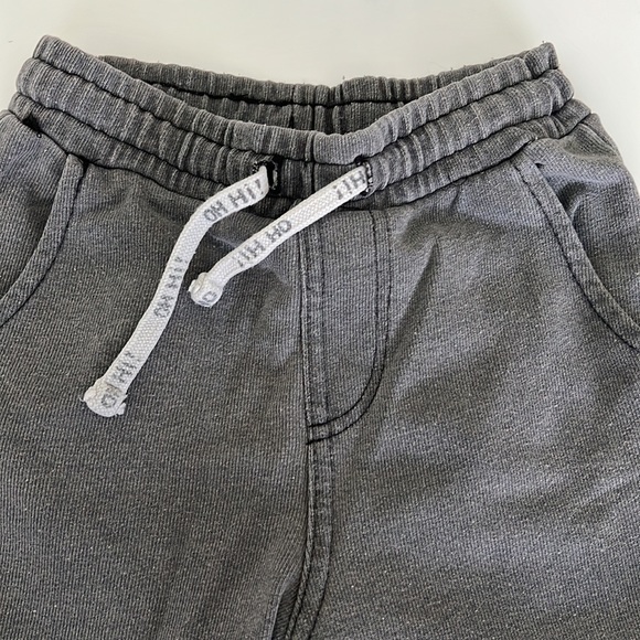 Kids gray jogger sweats - Picture 2 of 2